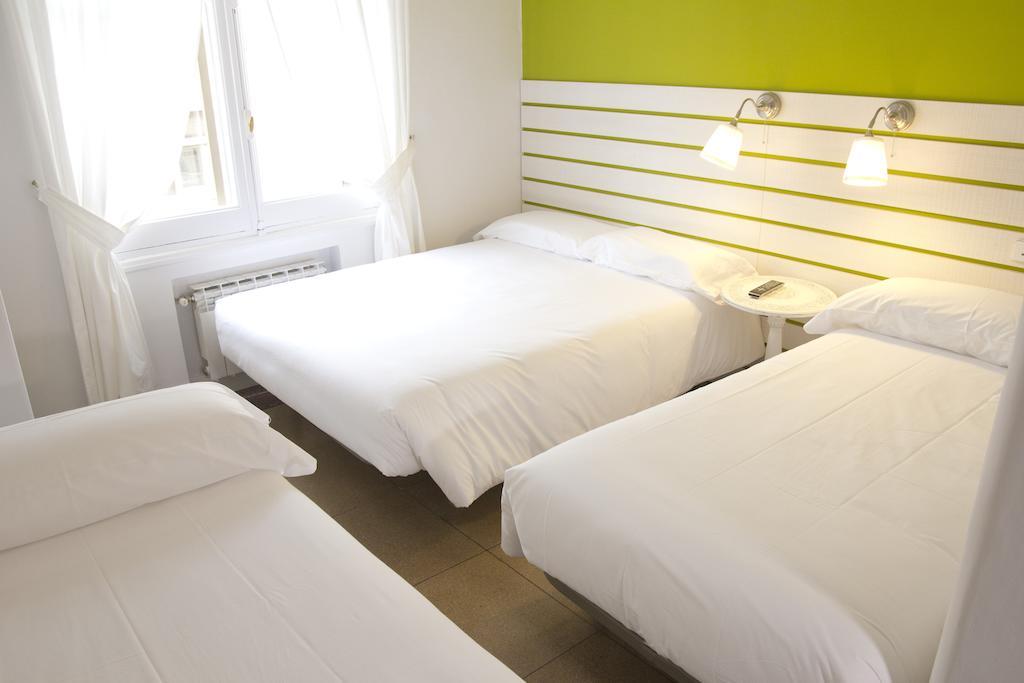 Hostal Monjes Peregrinos Бургос Номер фото